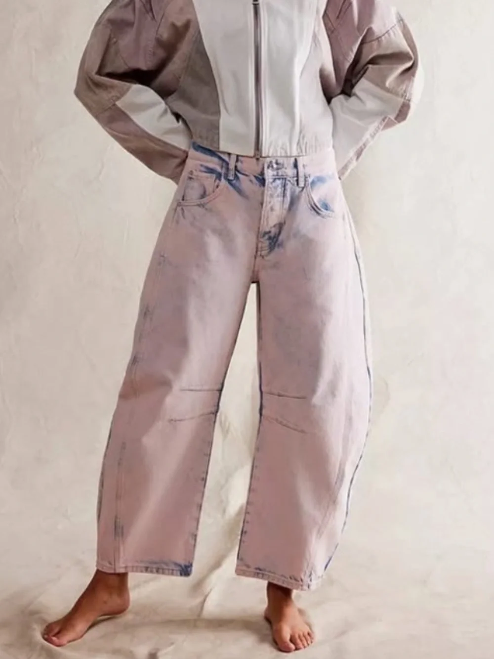 ⭐️Free People Good Luck Barrel Jeans Light Wash Horseshoe Wide Leg ⭐️